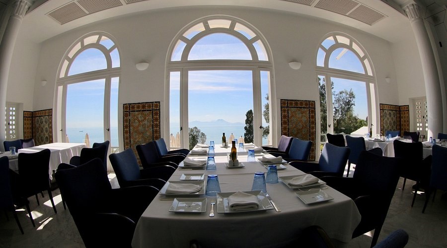 Dar Zarouk: Clifftop Gourmet Lunch with Gulf of Tunis Views