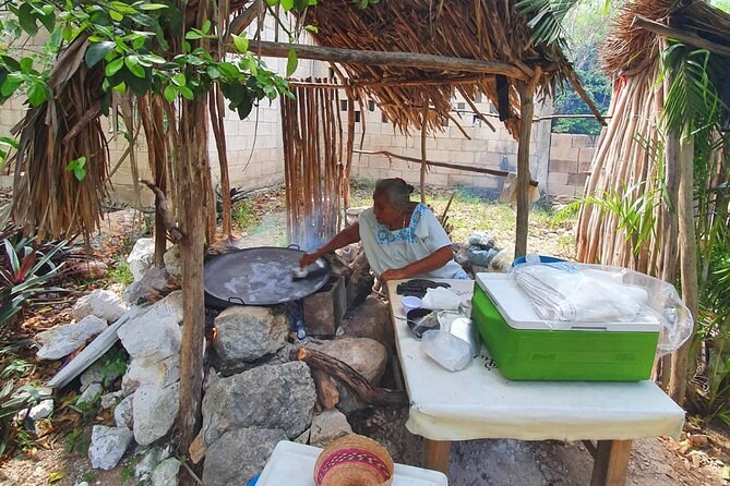 Yucatán Gastronomy: Private Market, Mezcal & Maya Kitchen