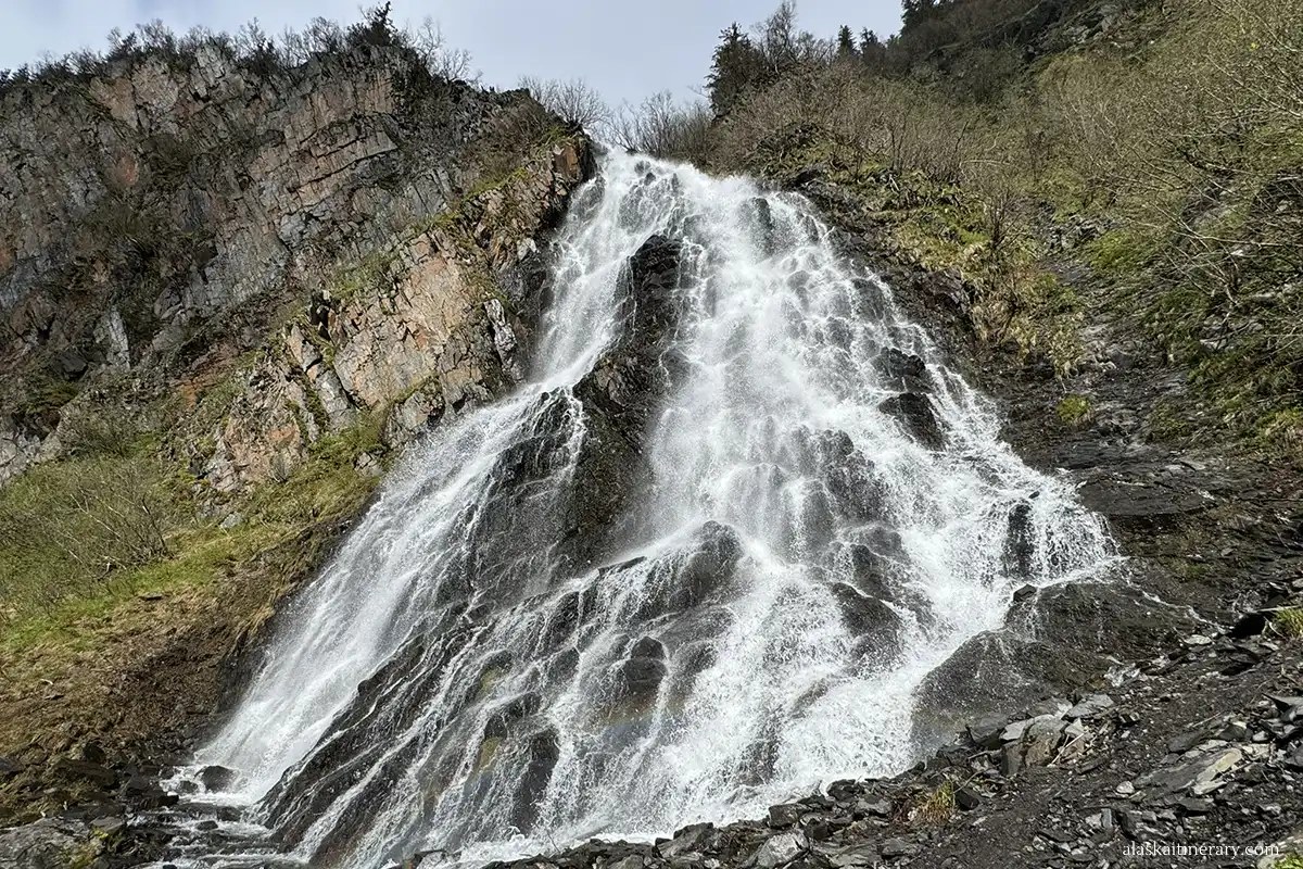 Keystone Canyon & Valdez Narrows: Waterfall, History & Port Immersion