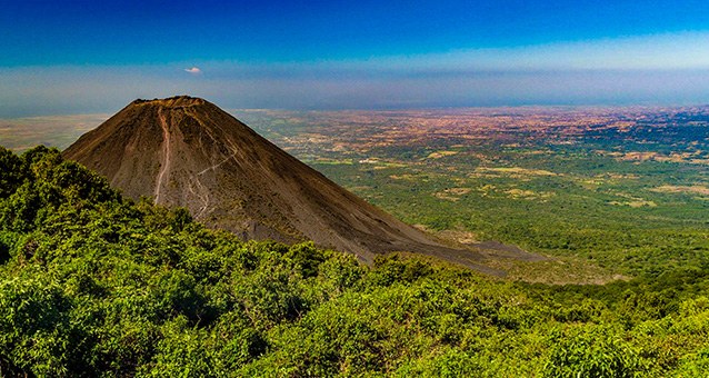 Cerro Verde & Izalco Volcano Hike: El Salvador's 'Lighthouse of the Pacific'
