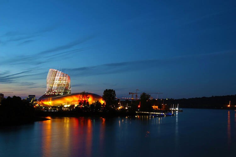 La Cité du Vin: Skip-the-Line Entry + Belvedere Wine Experience