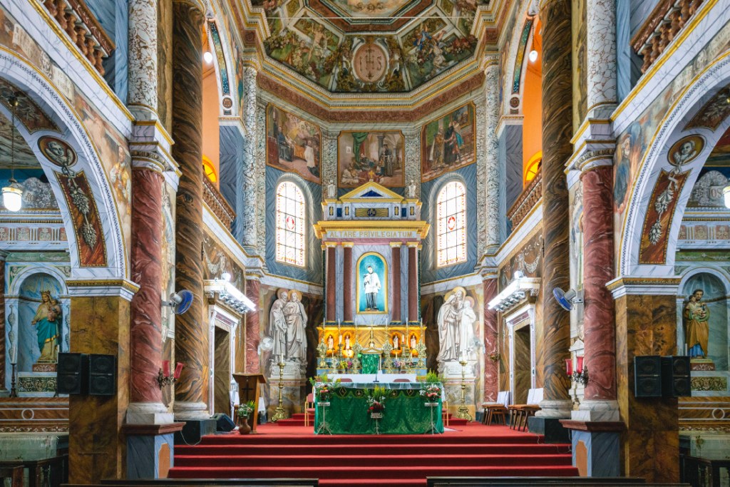 St. Aloysius Chapel: Jesuit Baroque Frescoes & Heritage Mangaluru Walk