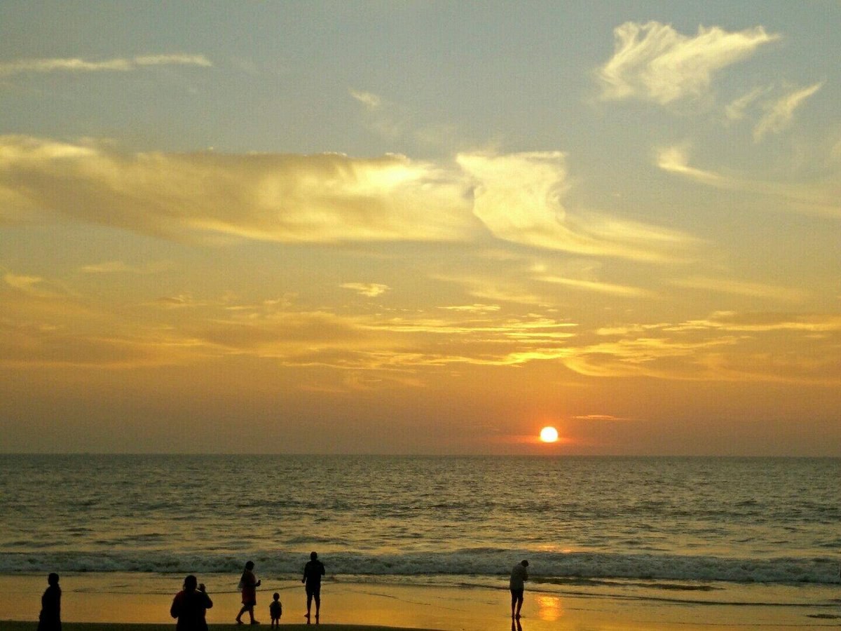 Tannirbhavi Beach & Backwater Sunset Cruise by Private Canoe