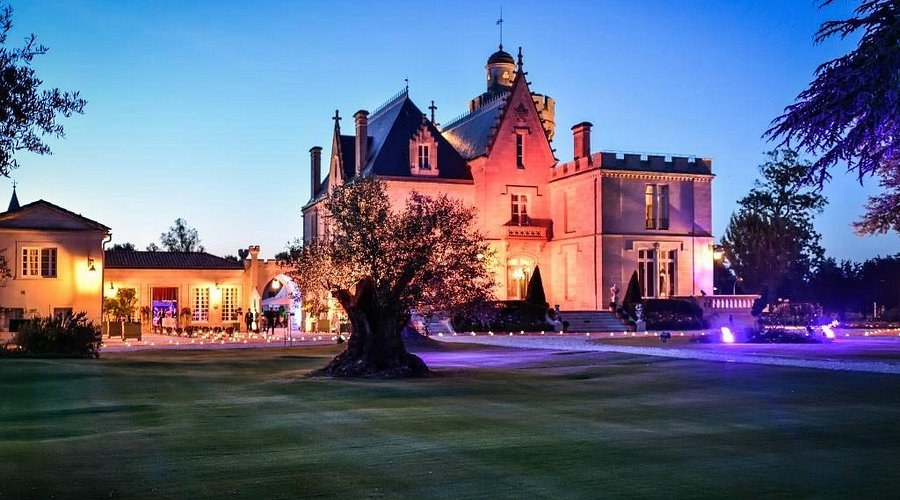 Château Pape Clément: Prestige Tasting at a 700-Year-Old Grand Cru