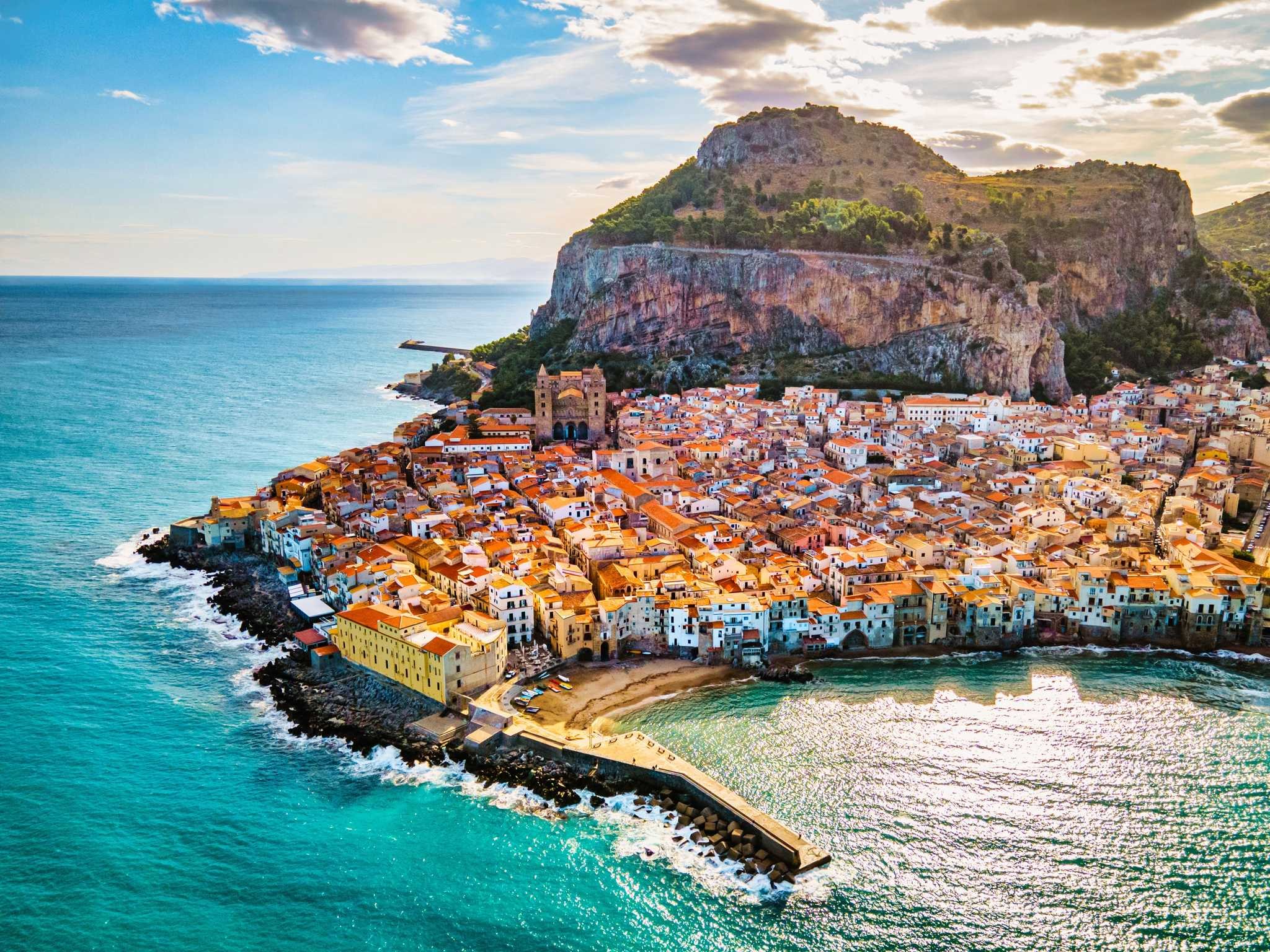 Cefalù day trip — medieval seaside town beneath La Rocca