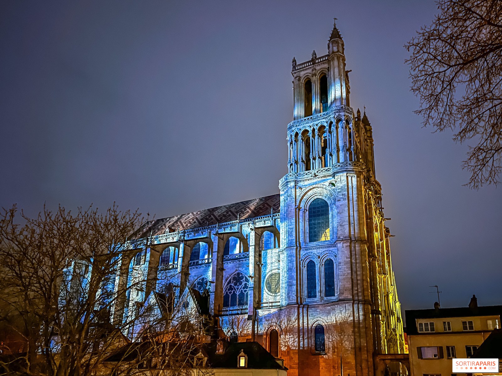 Collegiate Church of Notre-Dame de Mantes + Old Town Walk