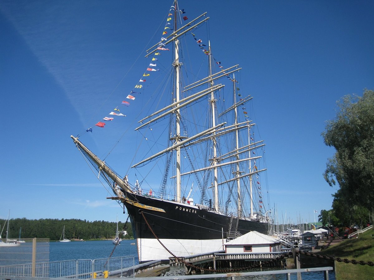 Museum Ship Pommern & Åland Maritime Museum: Full Immersion