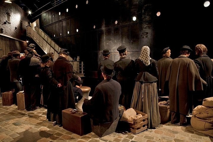 German Emigration Center: Full Immersive Story Experience