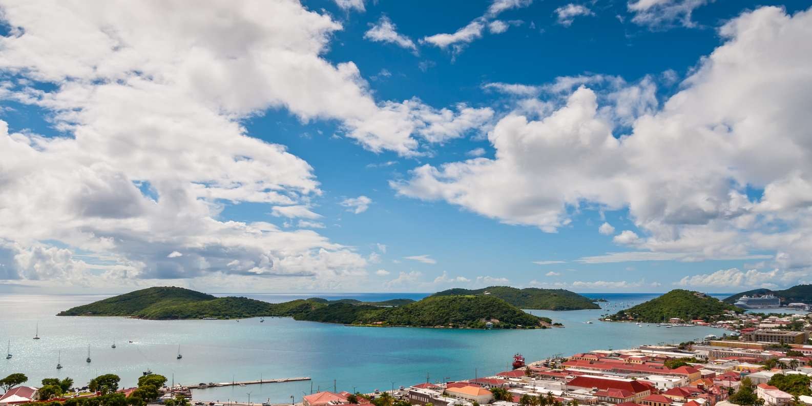 Historic Charlotte Amalie: Private Walking Food & Culture Tour