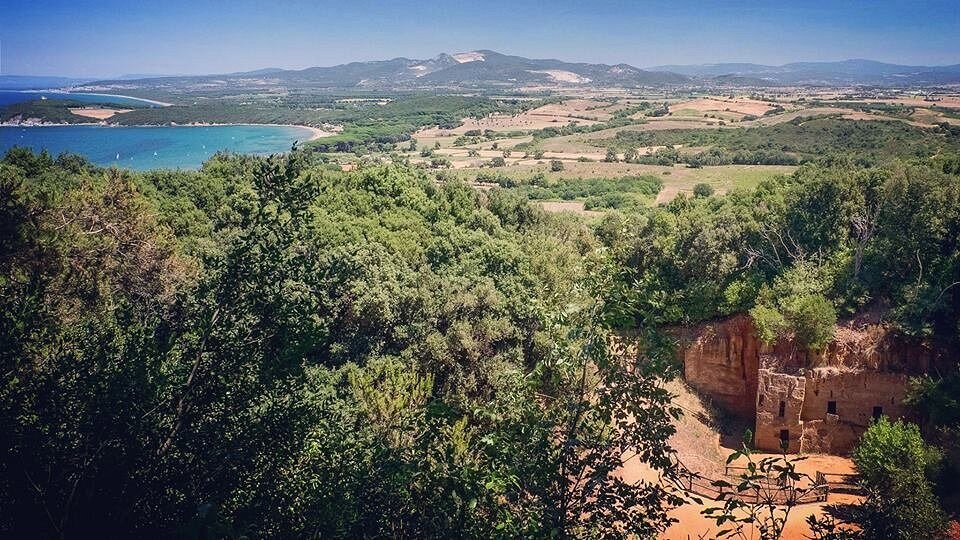 Baratti & Populonia Archaeological Park: Etruscan Necropolis at Dawn