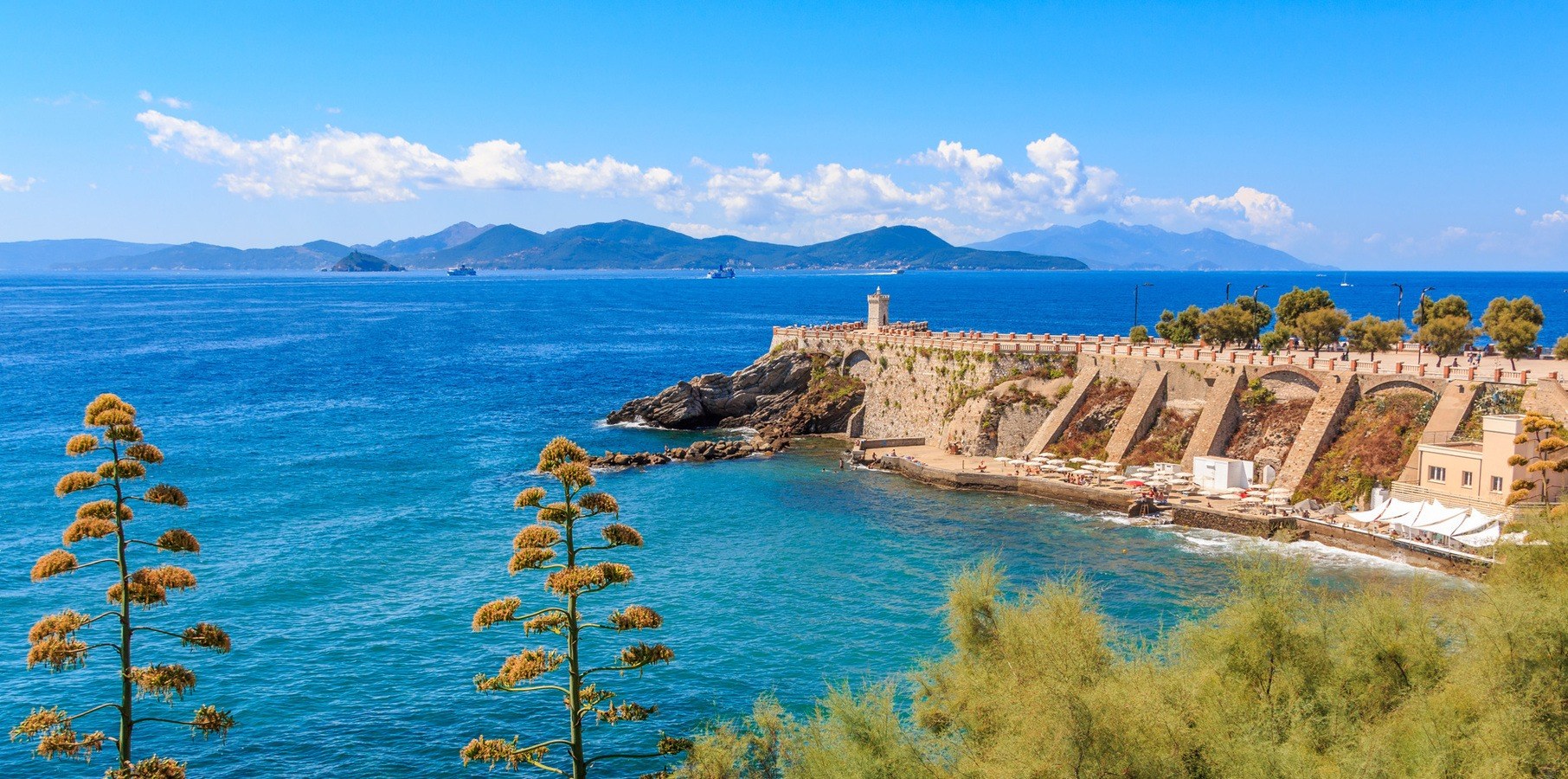 Piombino Medieval Citadel & Piazza Bovio: Private Guided Walk