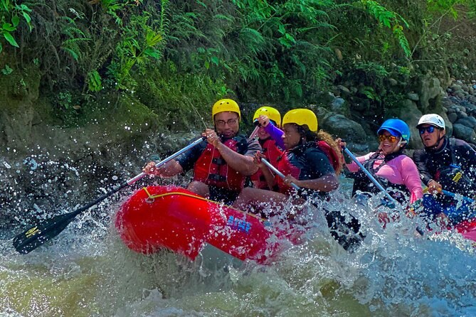 Savegre River Whitewater Rafting: Class III–IV Private Expedition