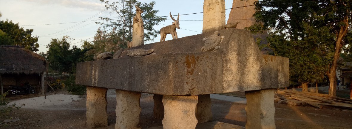 Prailiu Village & Megalithic Royal Tombs: Sumba's Living Ancestry