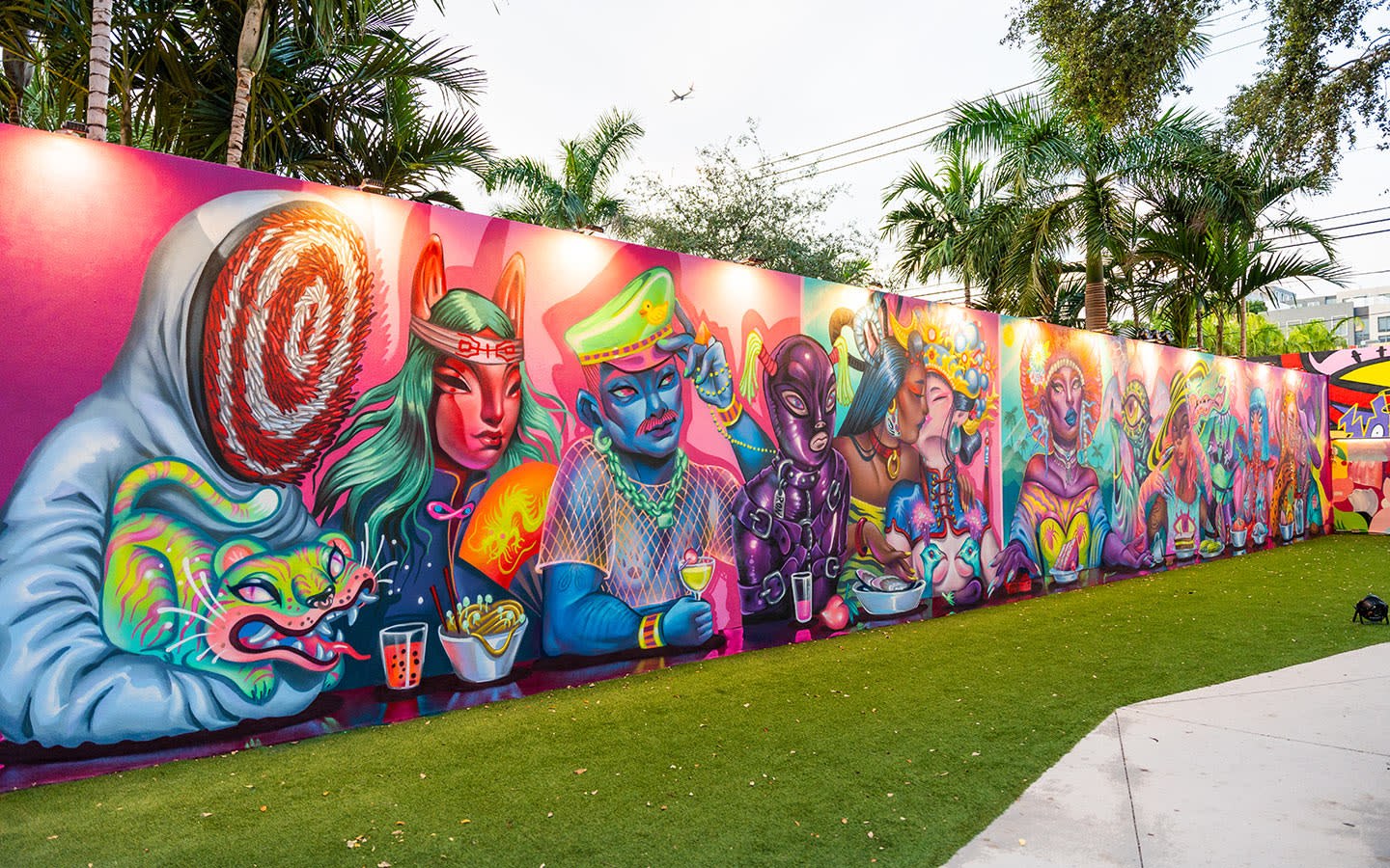 Wynwood Walls After-Hours: Private Street-Art Immersion