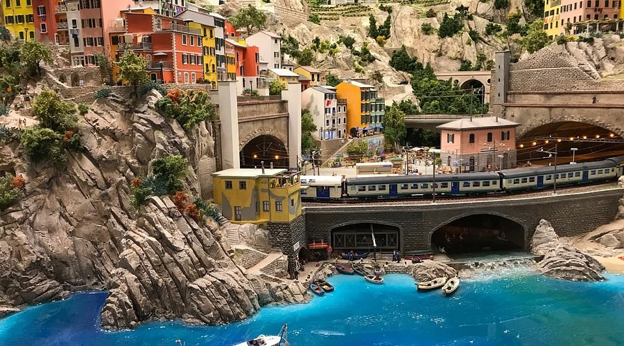 Miniatur Wunderland: Skip-the-Line Private Guided Experience