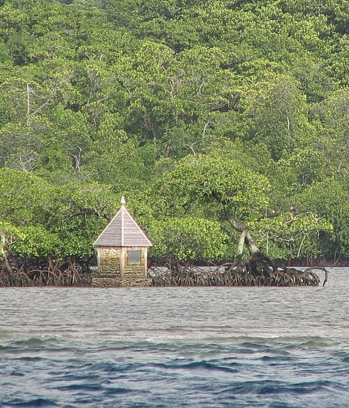 La Pérouse Wreck Site: Private Guided Dive & Historical Immersion