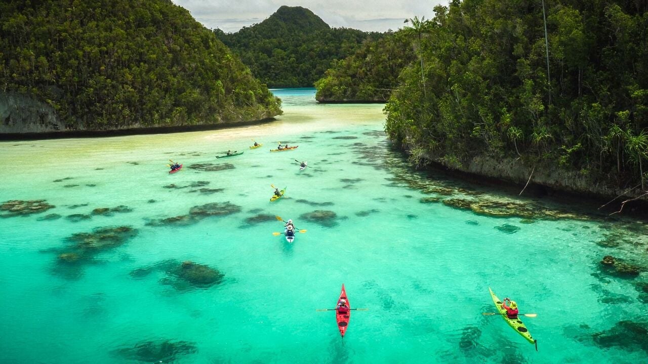 Raja Ampat Liveaboard Kayak & Dive Adventure