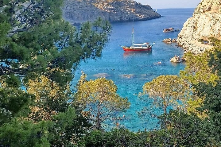 Private Sailing & Swimming: Antony Quinn Bay, Ladiko & Sea Caves