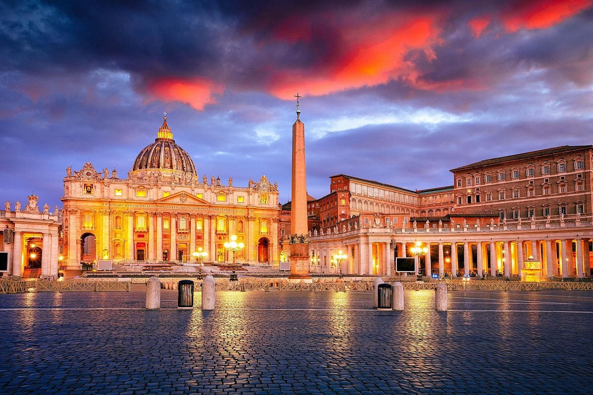 Vatican Museums & Sistine Chapel: After-Hours VIP Access