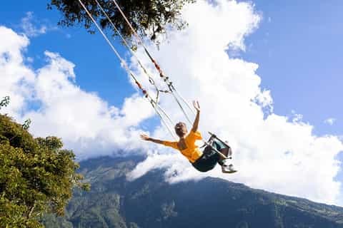 Baños de Agua Santa: Swing at the End of the World & Pailón del Diablo