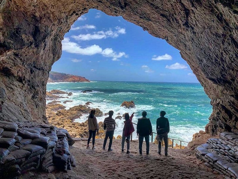 Point of Human Origins: Private Pinnacle Point Cave Tour
