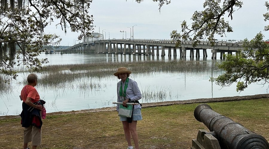 Historic Beaufort Old Town Walking Tour with Expert Guide