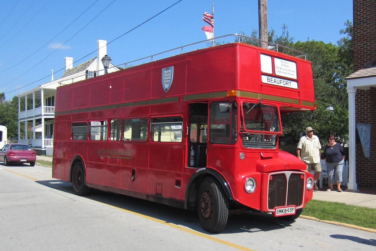 Historic Beaufort Double-Decker Bus Tour: Old & New Town