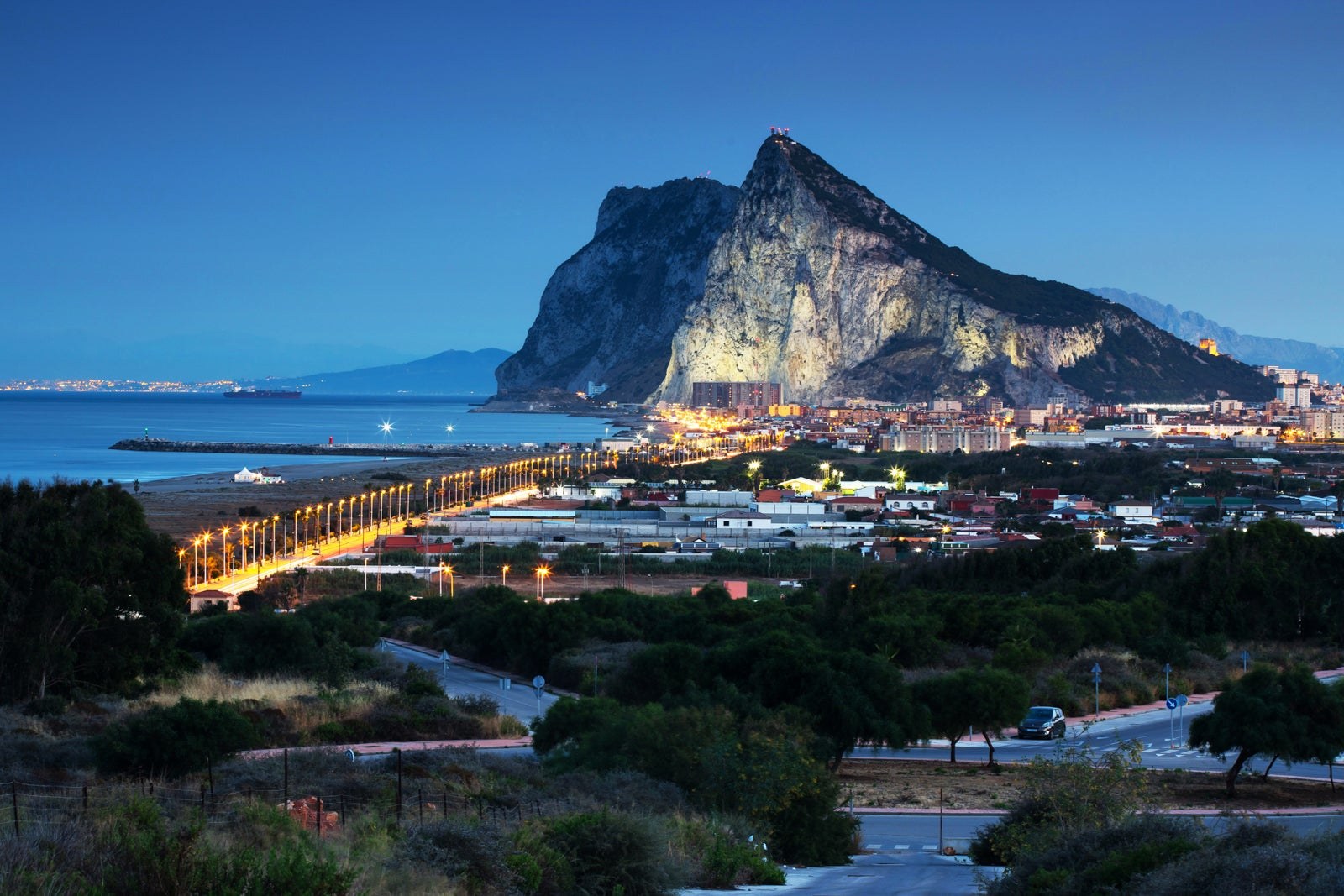 Gibraltar: Totality at the Rock — Europe's Edge Eclipse