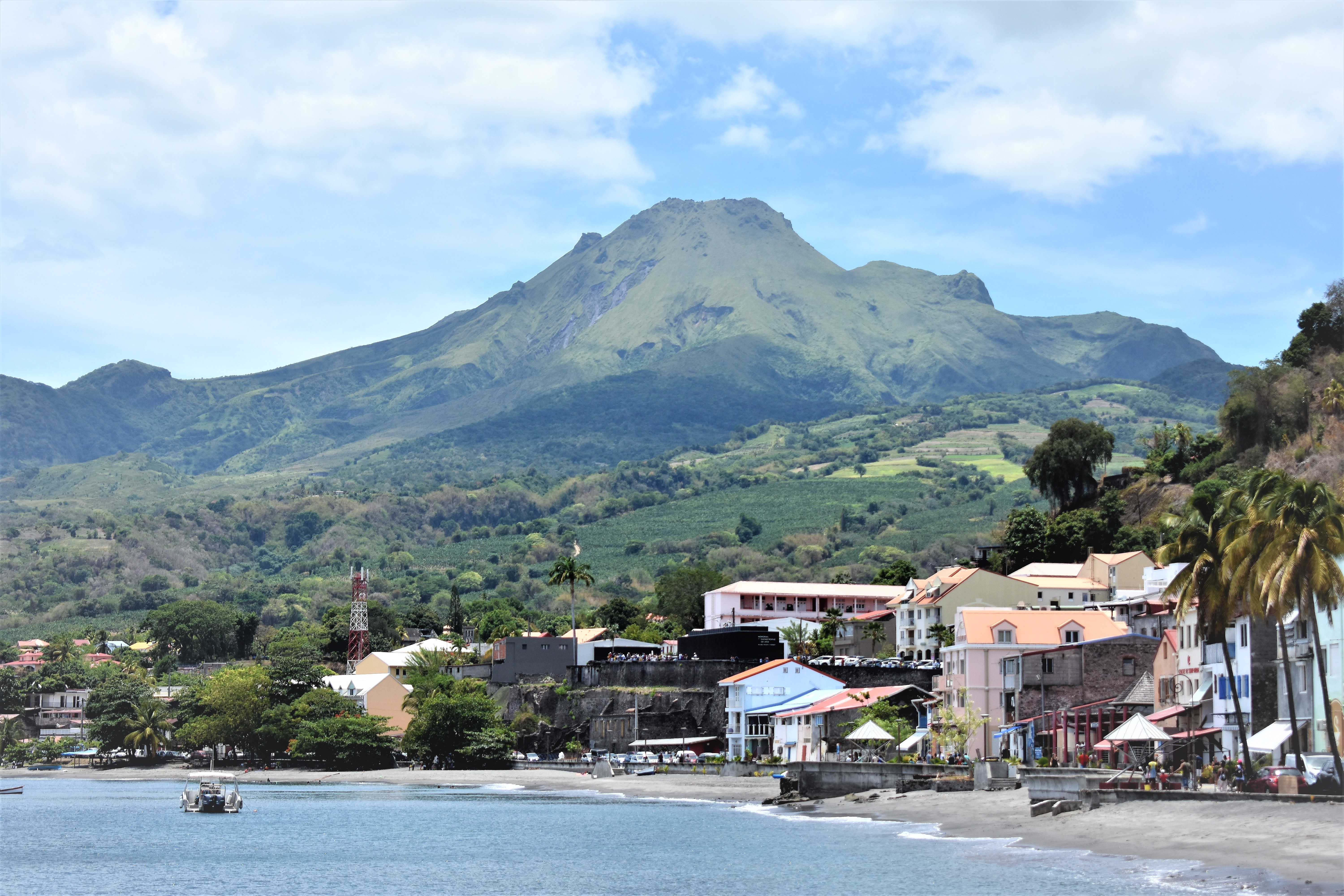 Mount Pelée & Saint-Pierre: Volcano, Ghost Town & Dark History
