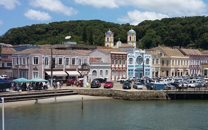 São Francisco do Sul Colonial Town: Private Heritage Walk & Market