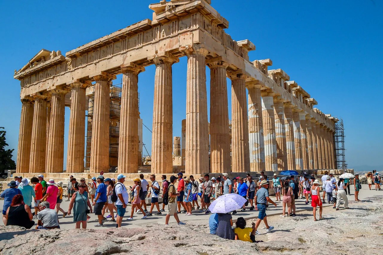 Acropolis & Parthenon: Private Guided Dawn Access Tour
