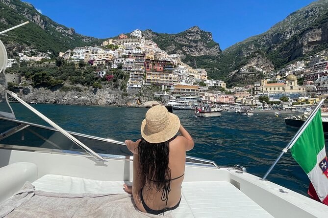 Amalfi Coast: Private Speedboat to Positano & Ravello