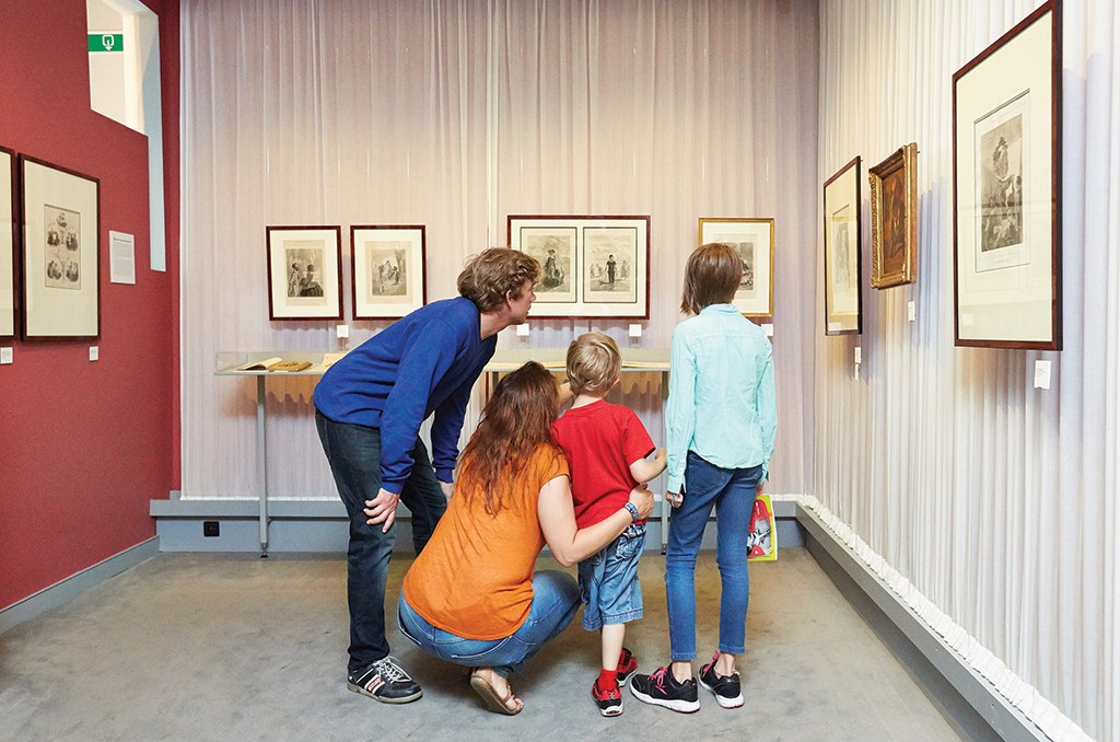 Félicien Rops Museum: Private Curator-Led Art Immersion