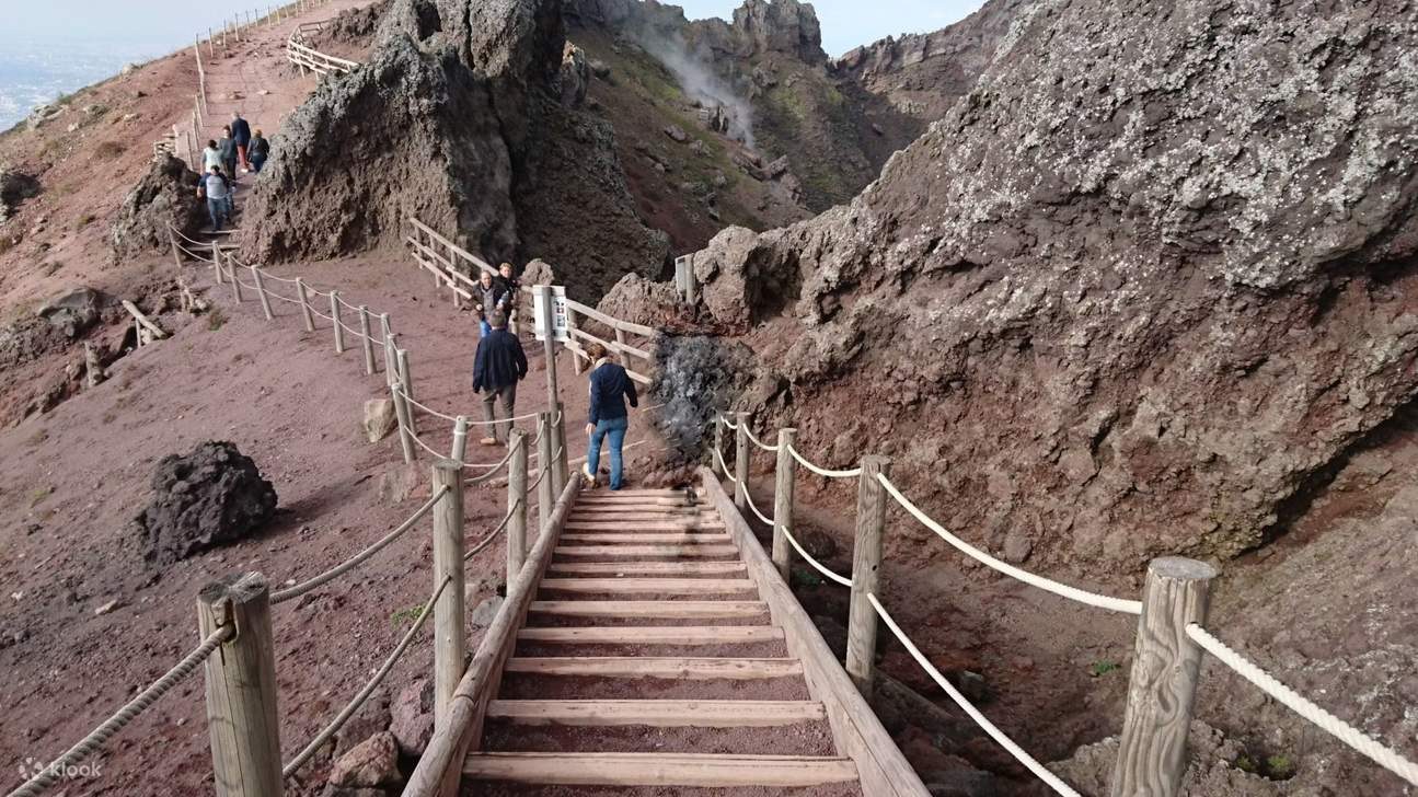 Sunrise Hike to the Crater of Mount Vesuvius