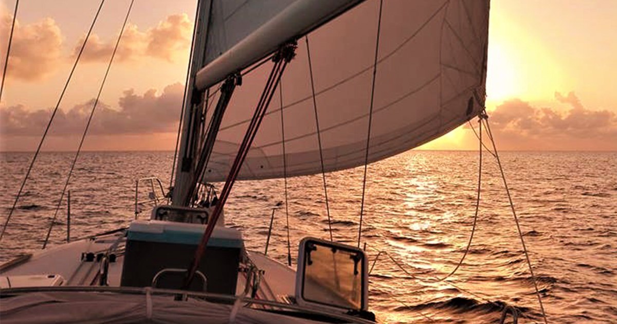 Sunset Sailing Aboard a Classic Wooden Schooner, Cozumel