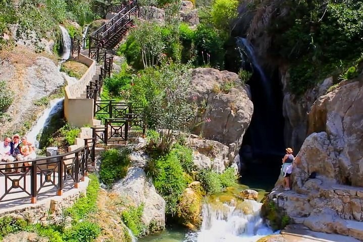 Guadalest Valley & Algar Waterfalls: Private Full-Day Escape