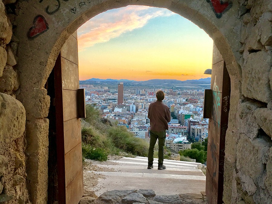 Alicante Secrets: Small-Group Historic & Tapas Tasting Tour