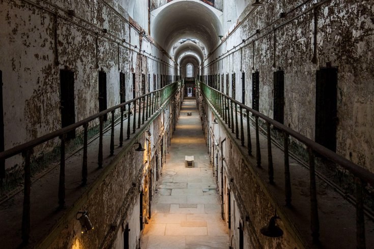 Eastern State Penitentiary: Private After-Hours Candlelit Tour