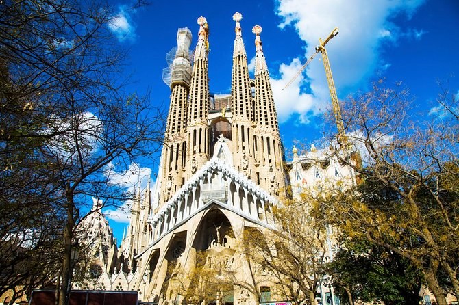 Sagrada Família Tower Climb with Private Skip-the-Line Entry