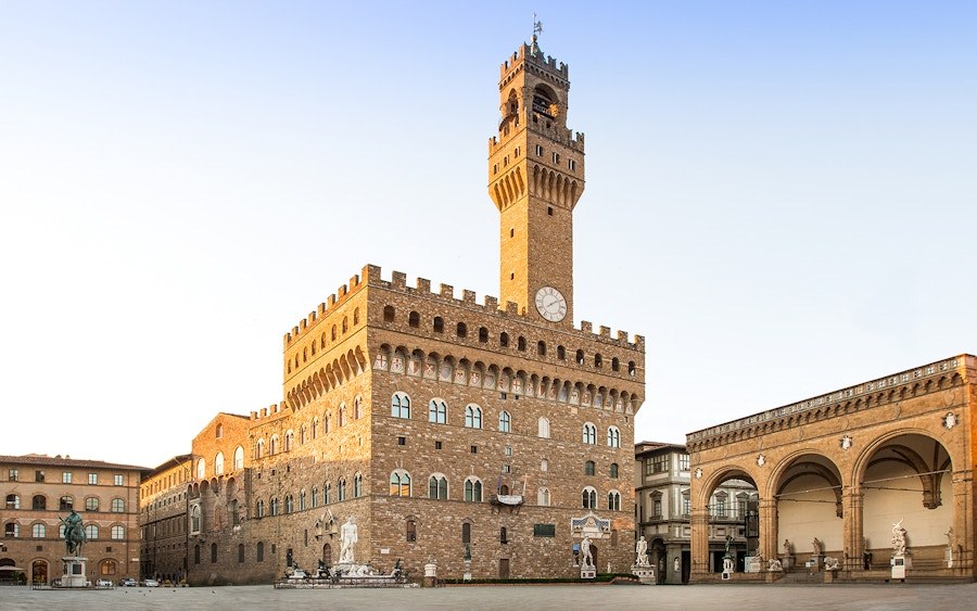 Palazzo Vecchio: Tower Climb & Secret Passages Private Tour