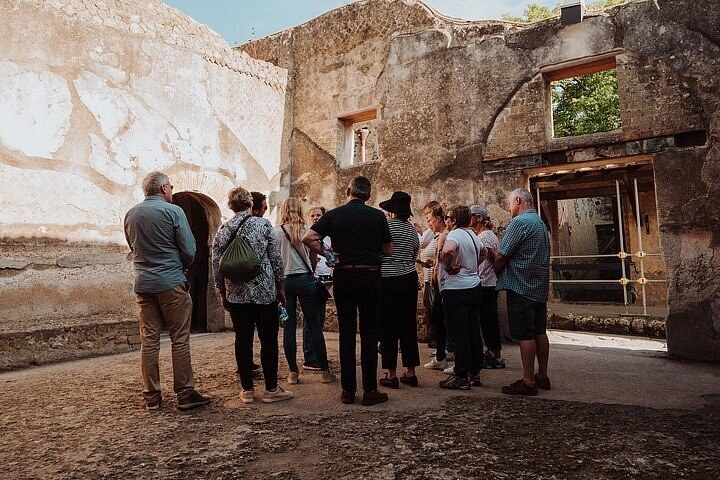 Herculaneum Private Guided Tour: Pompeii's Better-Preserved Sibling