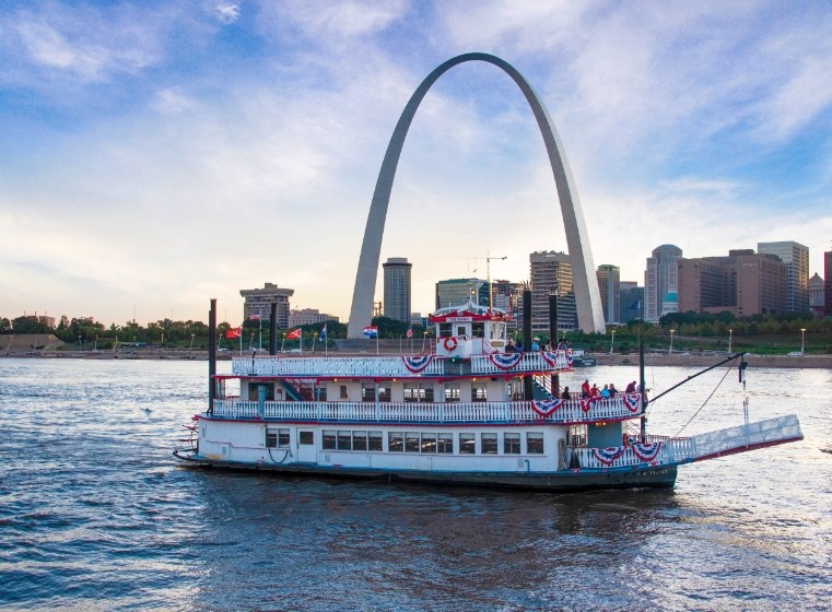 Gateway Arch: Tram Ride to the Top + Riverboat Cruise