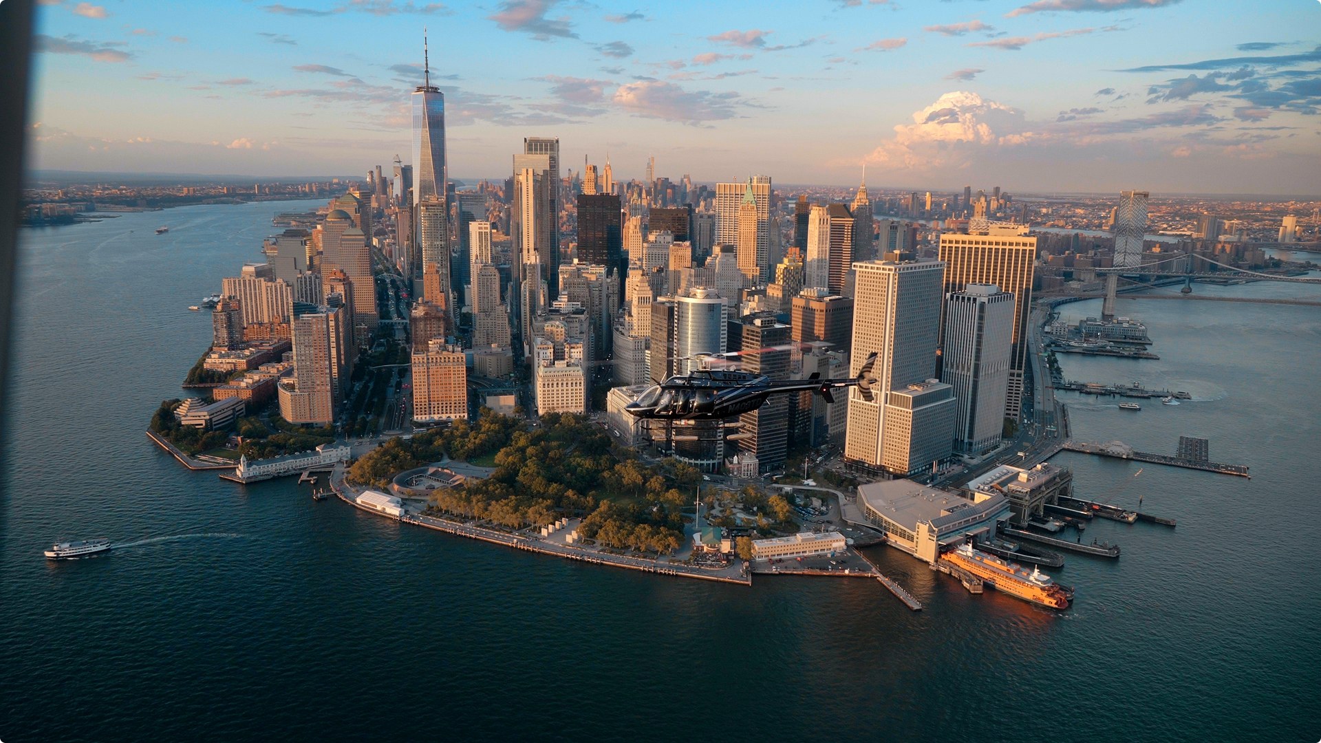 Manhattan Helicopter Tour: Iconic Skyline from Above