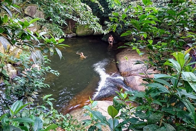 Vila do Abraão Private Historical Walking Tour & Natural Pool