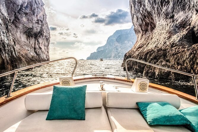 Amalfi Coast by Private Yacht: Positano, Ravello & Sea Caves