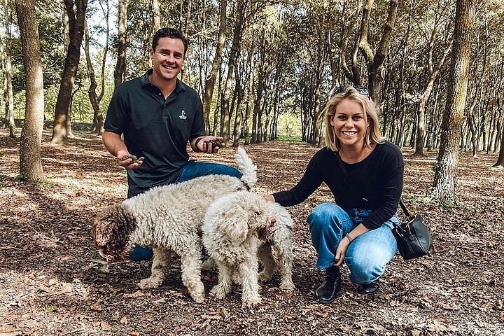 Truffle Hunt & Private Lunch in a Tuscan Villa