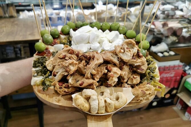 Neapolitan Street Food & Underground Naples: Expert Food Walk