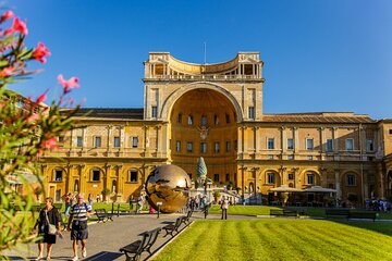 Private Vatican Museums & Sistine Chapel: Dawn Access