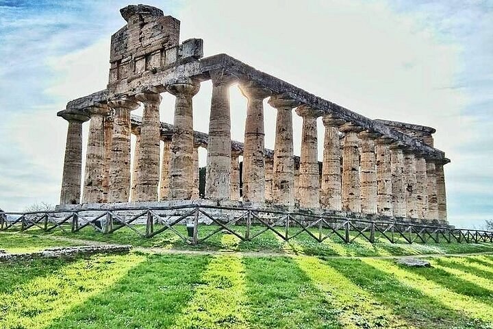 Paestum: Bronze Age Temples & Private Buffalo Mozzarella Tasting