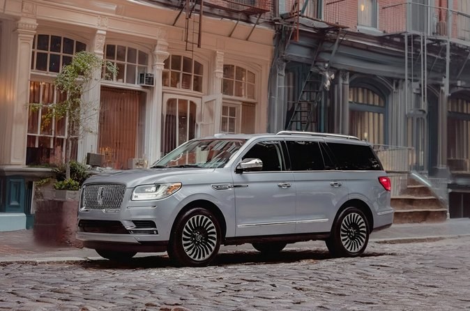 NYC Private Guided Manhattan Tour by Luxury SUV — Custom Route